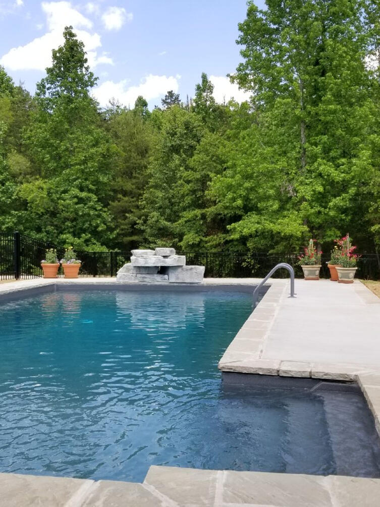 RECTANGLE WITH SIDE STEPS